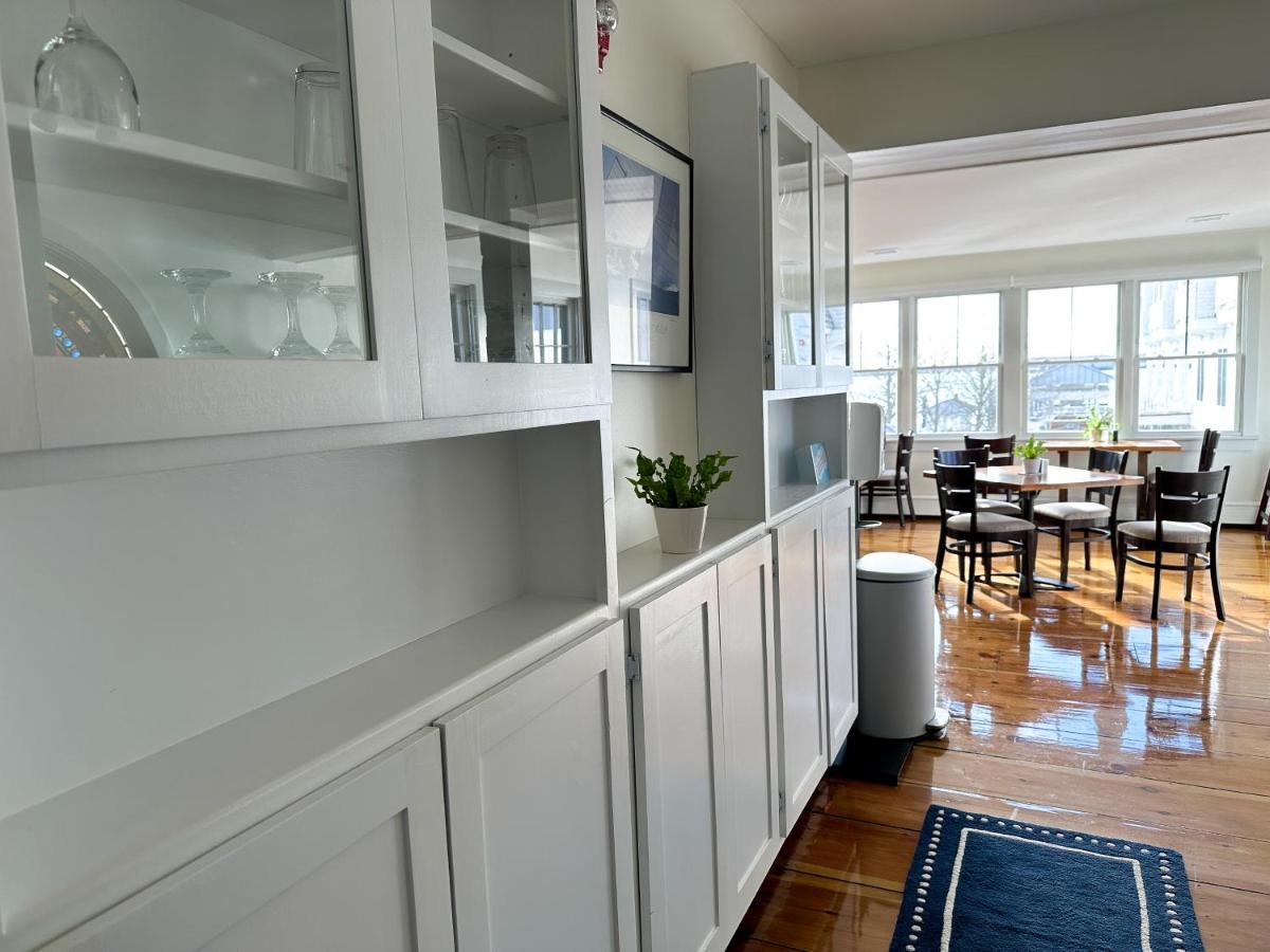 Harborside Inn Newport Buitenkant foto
